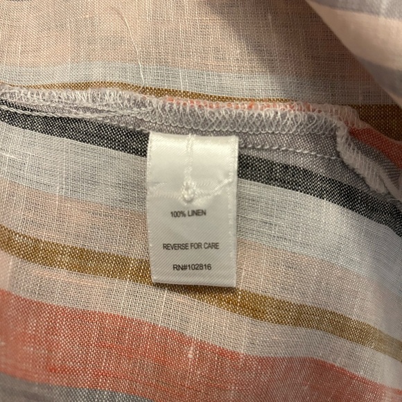 Garnet Hill 100% linen button up shirt - Picture 7 of 8